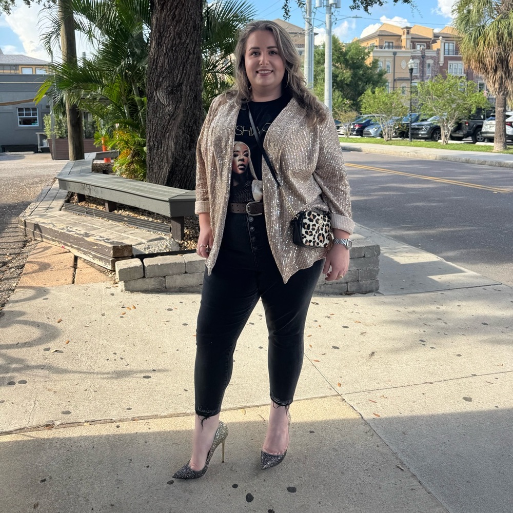 Meet your Posher, Justine